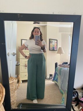 Abercrombie & Fitch Sloane Wide-Leg High-Rise Pants in Green